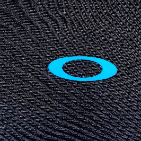 Oakley Custom Fit Tee - Picture 5 of 6